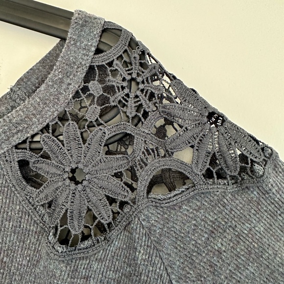 Grey tunic / high lo sweater - Picture 3 of 4